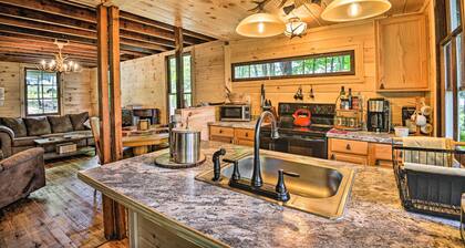 Adirondacks Cabin w/ Fire Pit on Otter Lake!