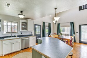 House (6 Bedrooms) | Private kitchen | Microwave, oven, stovetop, dishwasher - Massive Cabin w/ Game Room, 1 Mi to Bear Lake (Garden City)