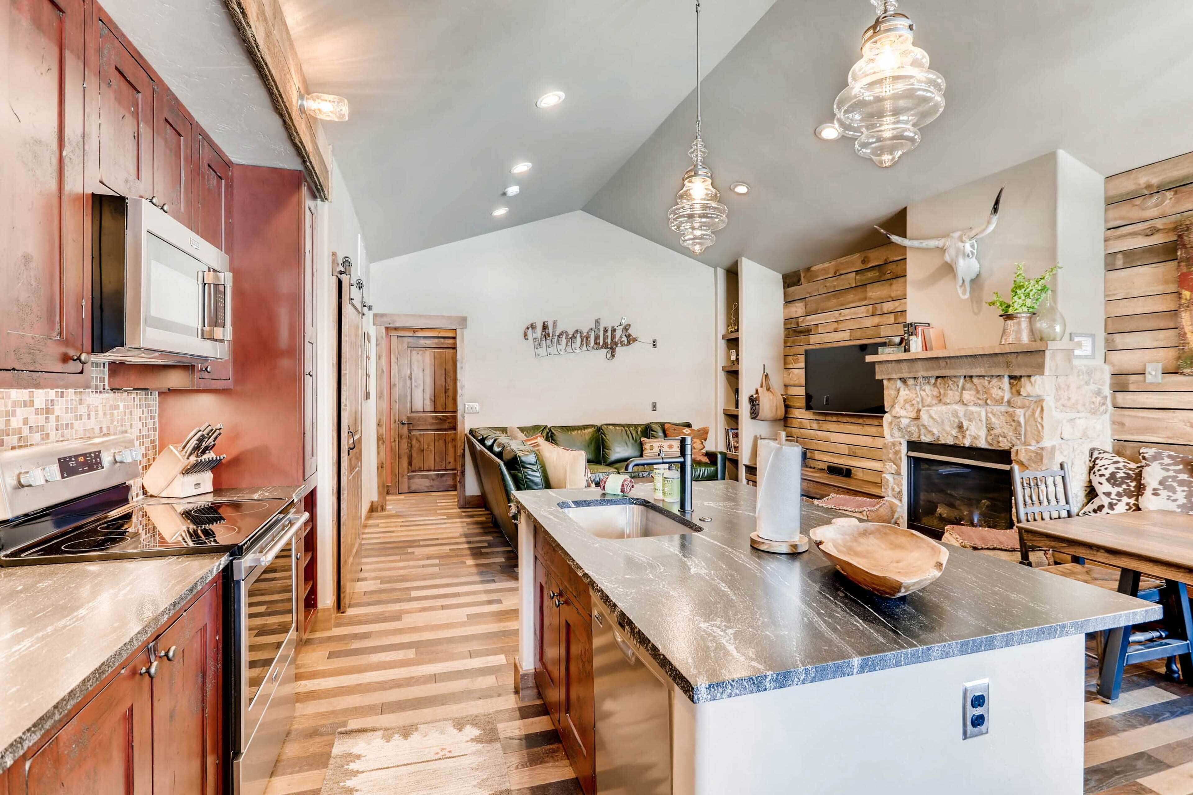 House (3 Bedrooms) | Interior