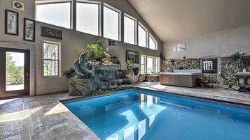 House (3 Bedrooms) | Pool | Indoor pool, outdoor pool