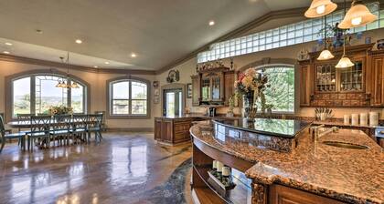 Flawless Durango Home w/ Theater + Pool Table