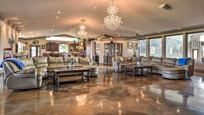 منزل (3 Bedrooms) | المنشأة من الداخل