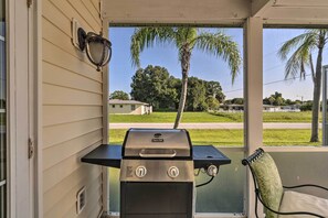 Interior - Charming Port Charlotte Home w/ Lanai & Pool! (Port Charlotte)