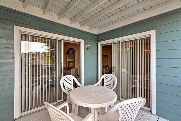 Apartment (4 Bedrooms) | Interior - Close to Disney + Resort Perks: Kissimmee Condo (Kissimmee)