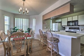 Apartment (4 Bedrooms) | Interior - Close to Disney + Resort Perks: Kissimmee Condo (Kissimmee)