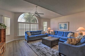 Apartment (4 Bedrooms) | Interior - Close to Disney + Resort Perks: Kissimmee Condo (Kissimmee)