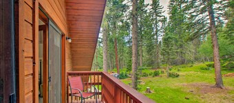 Angel Fire Cabin: Hot Tub, Fire Pit & Trail Access