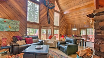 House (4 Bedrooms) | Front of property