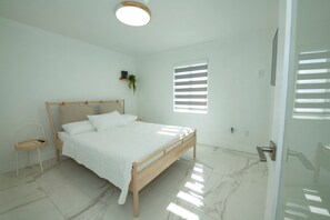 3 bedrooms, desk, travel crib, free WiFi