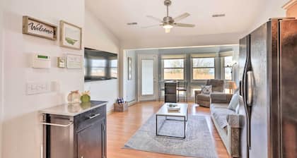 Quaint Couple's Escape: Pool, Near Lake Erie!