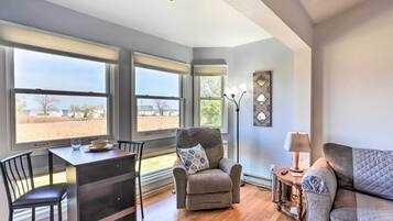 Apartment (1 Bedroom) | Interior