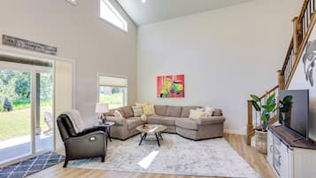 Rumah (3 Bedrooms) | Bagian depan properti