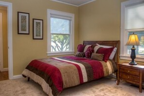 2 bedrooms, iron/ironing board, bed sheets - Historic Petaluma Vacation Rental on 1860s Farm! (Petaluma)