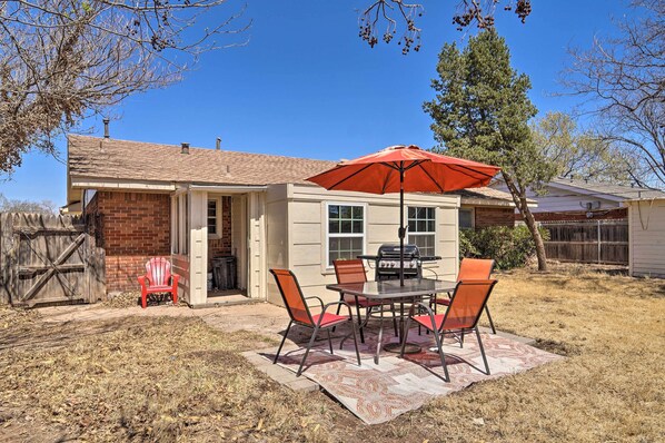 House (4 Bedrooms) | Interior - Lubbock Home: Furnished Patio < 5 Mi to Dtwn! (Lubbock)
