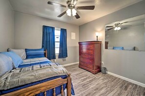 House (4 Bedrooms) | Interior - Lubbock Home: Furnished Patio < 5 Mi to Dtwn! (Lubbock)
