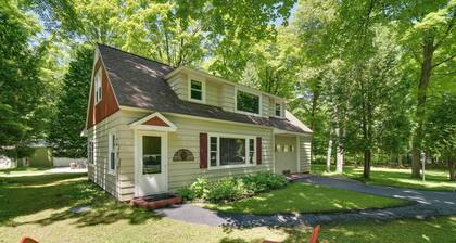 'the Carriage House:' Walk to Peninsula State Park