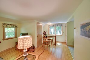 Interior - 'the Carriage House:' Walk to Peninsula State Park (Ephraim)