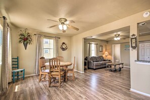 House (3 Bedrooms) | Interior - 1/2 Mi to Sand: Surfside Beach Retreat! (Freeport)