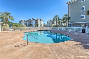 Apartment (3 Bedrooms) | Interior - 3 Mi to Beach & Golf: Resort Condo in Myrtle Beach (Myrtle Beach)