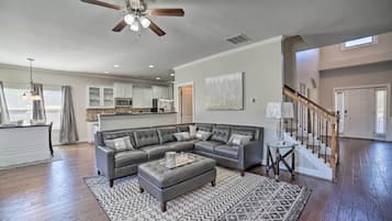 House (Multiple Bedrooms) | Interior