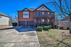 House (Multiple Bedrooms) | Front of property