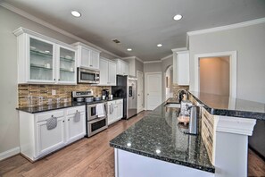 House (Multiple Bedrooms) | Interior