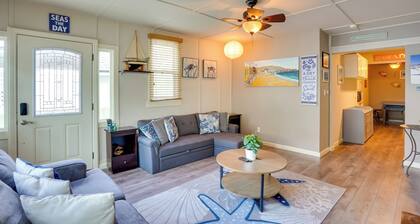 Steps to Beach & Bites: Catalina Island Retreat!