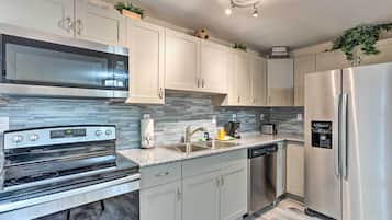 Apartment (1 Bedroom) | Interior