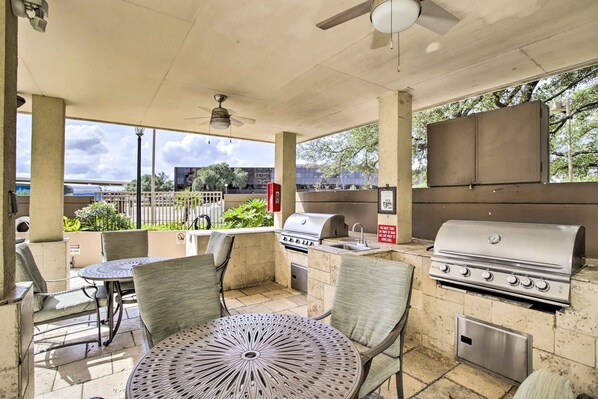 Apartment (1 Bedroom) | Interior