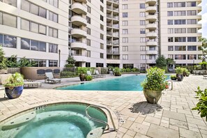 Apartment (1 Bedroom) | Interior - Gorgeous Houston Condo ~ 8 Mi to Downtown! (Houston)