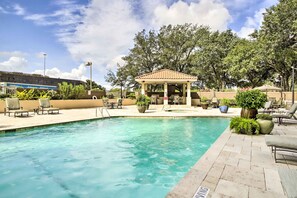 Apartment (1 Bedroom) | Interior - Gorgeous Houston Condo ~ 8 Mi to Downtown! (Houston)