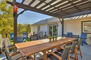 House (4 Bedrooms) | Interior - Fredericksburg Getaway w/ Covered Deck & Fire Pit! (Fredericksburg)