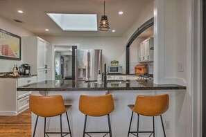 House (4 Bedrooms) | Interior - Fredericksburg Getaway w/ Covered Deck & Fire Pit! (Fredericksburg)