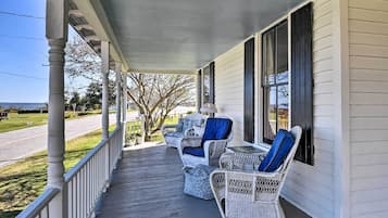 House (3 Bedrooms) | Front of property