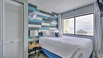 公寓 (2 Bedrooms) | 2 間臥室、熨斗/熨衣板、床單