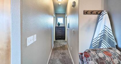 Apartment w/ Patio & Grill Access ~ 1/2 Mi to Bay!