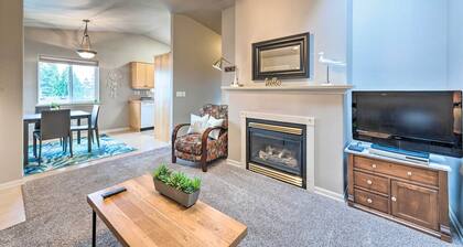 Apartment w/ Patio & Grill Access ~ 1/2 Mi to Bay!