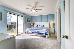 Interior - Walkable Panama City Beach Condo w/ Pool Access! (Panama City Beach)