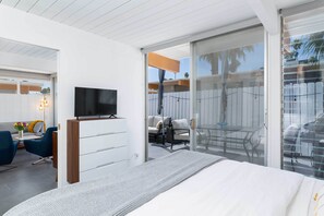 Apartment (1 Bedroom) | Interior - Modern Bungalow in Historic Ocotillo Lodge! (Palm Springs)