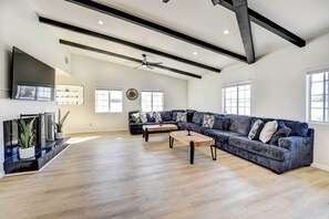 House (4 Bedrooms) | Interior