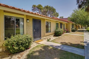 Apartment (2 Bedrooms) | Interior - 2 Mi to Coachella & Stagecoach: Condo w/ Pool (Indio)