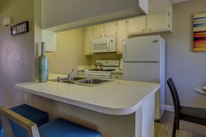 Apartment (2 Bedrooms) | Interior - 2 Mi to Coachella & Stagecoach: Condo w/ Pool (Indio)