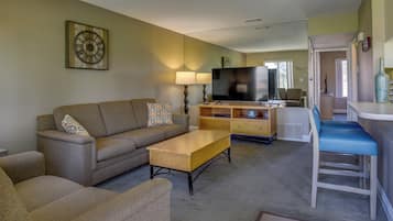 Departamento (2 Bedrooms) | Área de sala de estar | Televisión