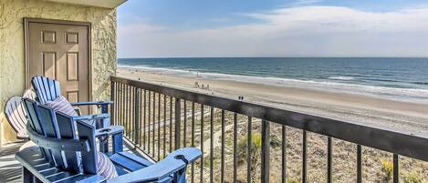 Apartment (3 Bedrooms) | Front of property
