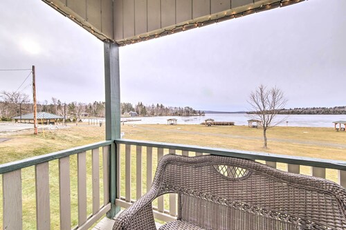 Condo w/ Rangeley Lake Views: 10 Mi to Saddleback!