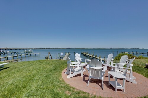 Beautiful Colonial Home on the Choptank River