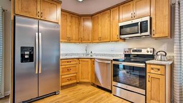 Apartment (1 Bedroom) | Interior