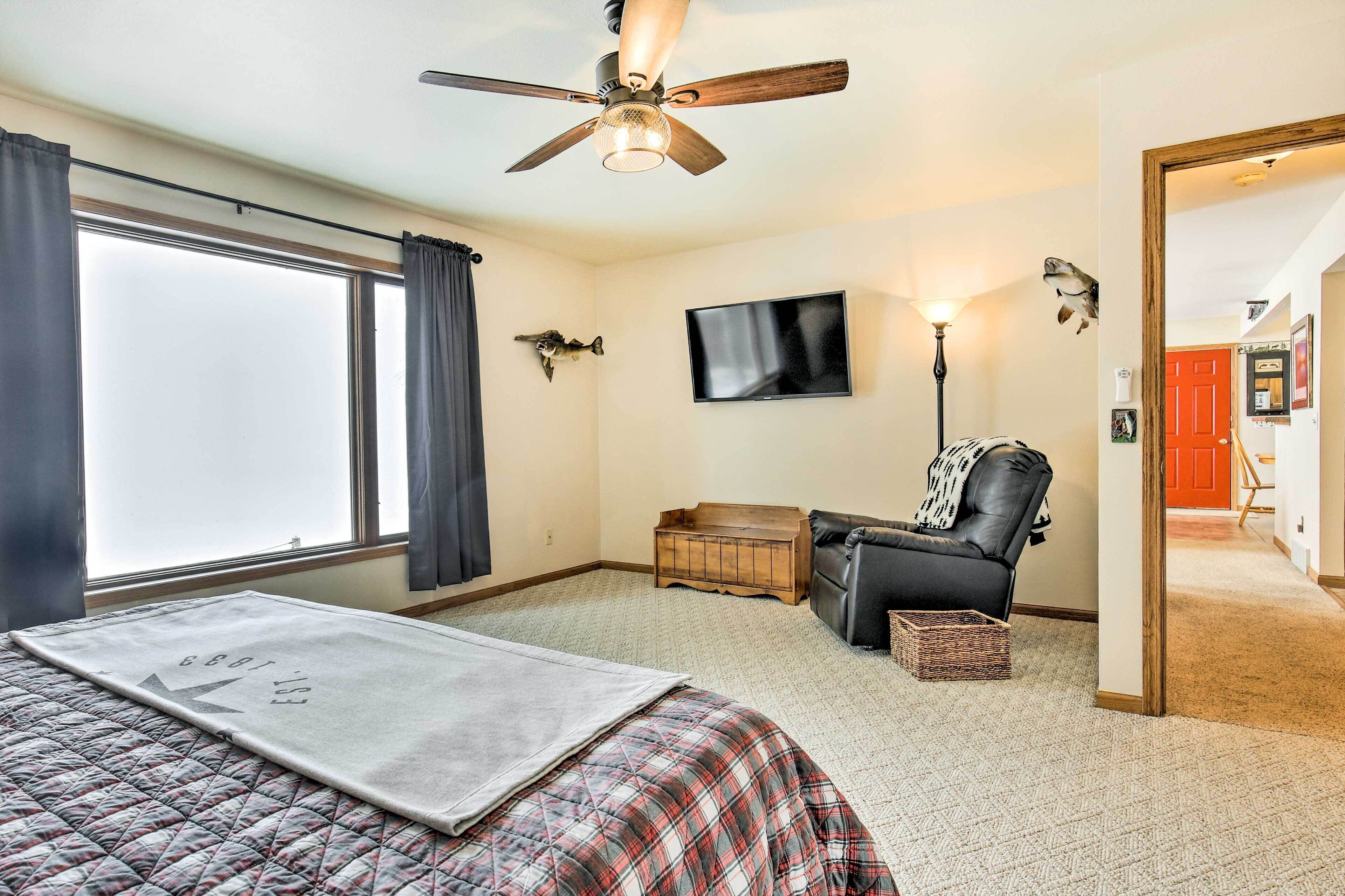 House (2 Bedrooms) | Interior