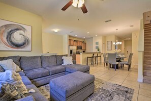 TV - Poolside Oasis in Paradise Palms: 6 Mi to Disney! (Kissimmee)