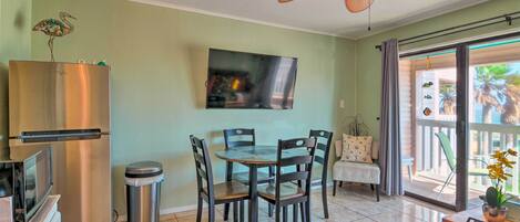 Apartment (1 Bedroom) | Interior